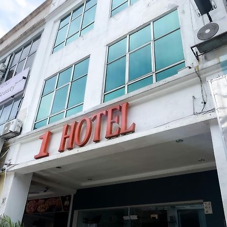 1 Hotel Taman Connaught Kuala Lumpur Esterno foto