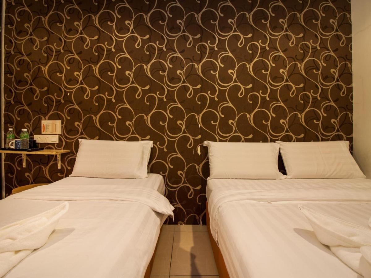 1 Hotel Taman Connaught Kuala Lumpur Esterno foto