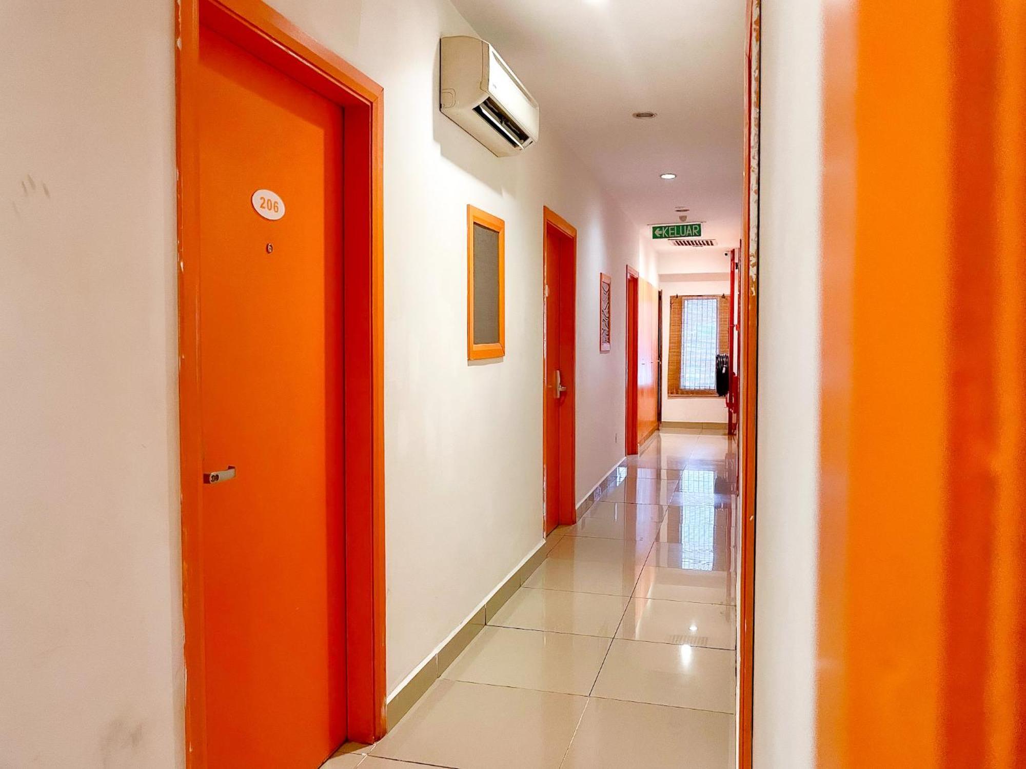 1 Hotel Taman Connaught Kuala Lumpur Esterno foto