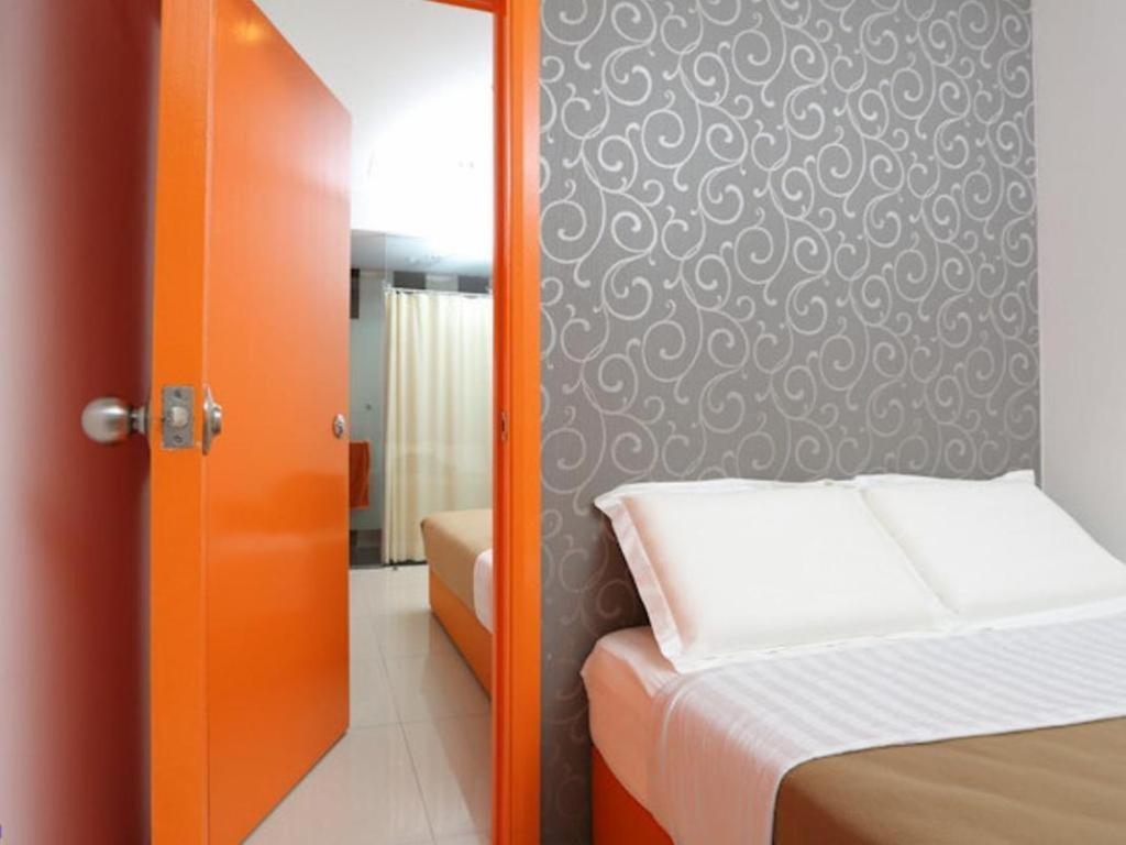 1 Hotel Taman Connaught Kuala Lumpur Esterno foto
