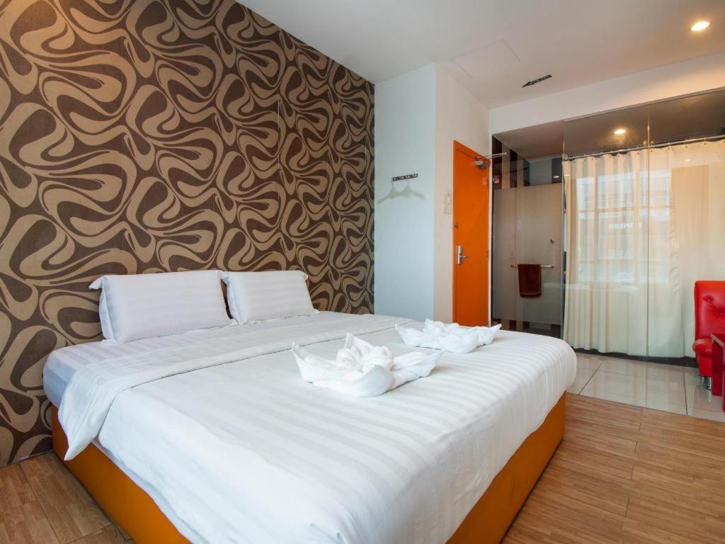 1 Hotel Taman Connaught Kuala Lumpur Esterno foto
