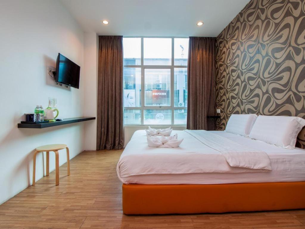 1 Hotel Taman Connaught Kuala Lumpur Esterno foto