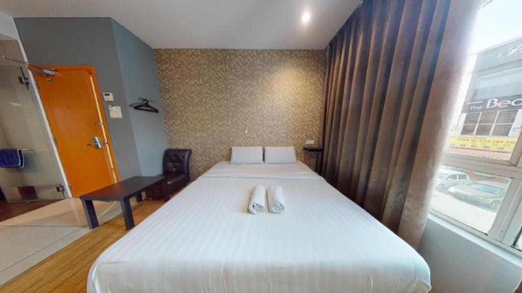 1 Hotel Taman Connaught Kuala Lumpur Esterno foto