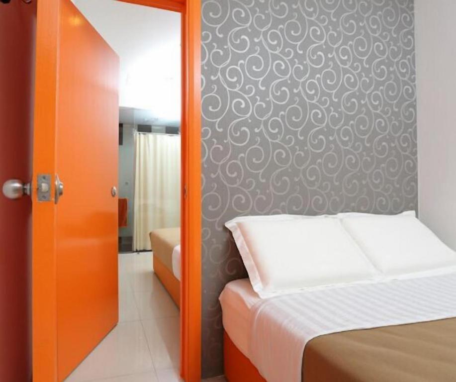 1 Hotel Taman Connaught Kuala Lumpur Esterno foto