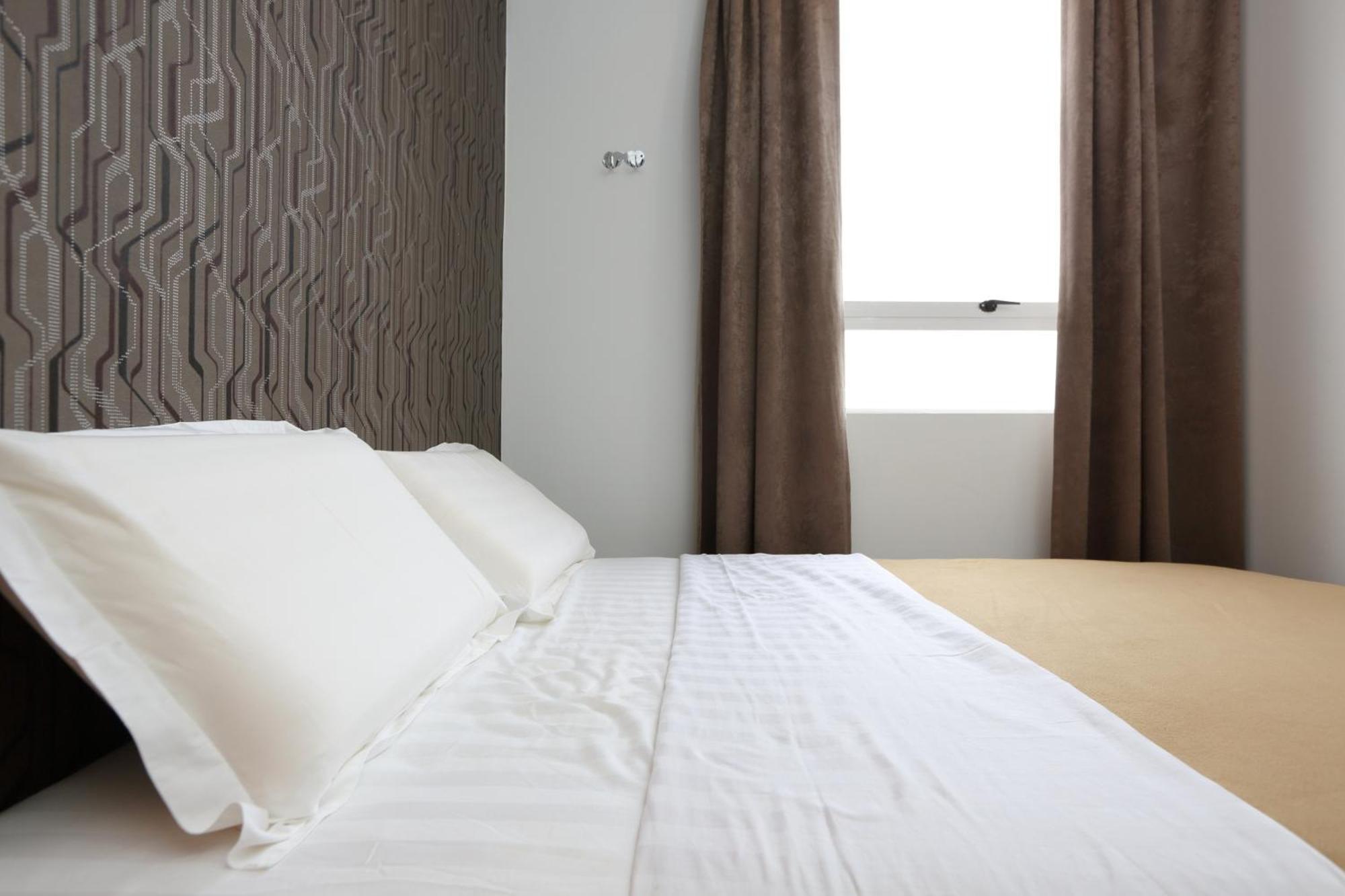 1 Hotel Taman Connaught Kuala Lumpur Esterno foto